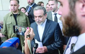 مراقبون: المفاوض الايراني يمسك بخطوط المسار التفاوضي