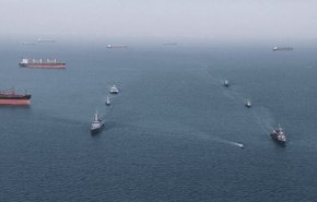 البحرية الإيرانية والروسية توحدان قدراتهما في مناورات استراتيجية