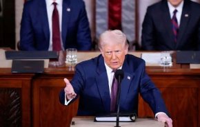 حاشیه های سخنرانی ترامپ در کنگره؛ از رکوردشکنی تا توهین و تنش با نمایندگان+ فیلم