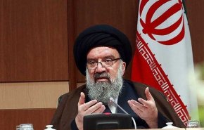 آیت الله خاتمی: گزینه های رهبری آینده نظام با وجود شرایط جنگی مشخص و روند انتخاب ادامه دارد
