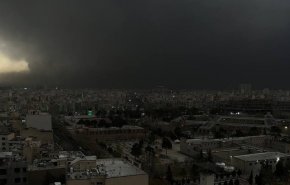 تاریکی تهران ناشی از ترکیب دود و ابرناکی است