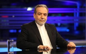 عراقجي يرد على اعترافات القيادة المركزية الأمريكية
