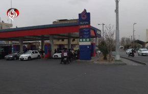 كاميرا العالم ترصد استمرار الخدمات بسلاسة في محطات الوقود في طهران