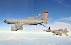 المقاومة العراقية تسقط طائرة امريكية للتزويد بالوقود