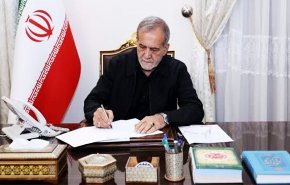 بزشكيان يثمن الحضور المشرّف للشعب الإيراني بمسيرات يوم القدس العالمي