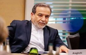 عراقجي ينتقد 'ماكرون' لصمته ويخاطب الاميركيين لاستنزافهم بالضرائب لصالح 'اسرائيل'