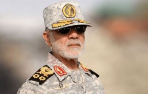  فرمانده قرارگاه مرکزی خاتم:با سلاح‌های پیشرفته جدید محاسبات دشمن را بهم خواهیم زد