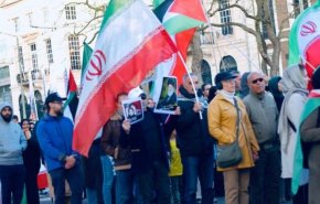برگزاری راهپیمایی سکوت در لاهه برای محکومیت حمله به دبستان میناب