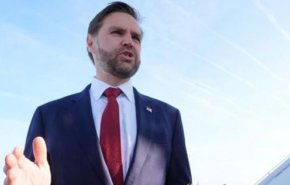آکسیوس: ونس برای مذاکره با ایران عازم پاکستان می‌شود