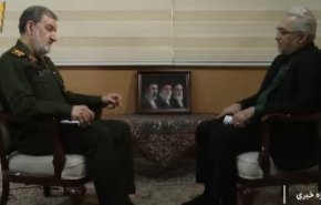 سرلشکر رضایی: کم‌ضررترین راهکار برای آمریکا پذیرفتن شروط ۱۰گانه ایران است/ دشمن خطا کند، از آنها اسیر می‌گیریم
