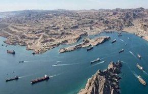 معاون سیاسی سپاه:تردد در تنگه هرمز فقط با اجازه ایران انجام خواهد شد
