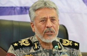 دریادار سیاری: مهیای خلق بیت‌المقدس‌هایی دیگر در برابر هر فتنه و جنگ تحمیلی هستیم