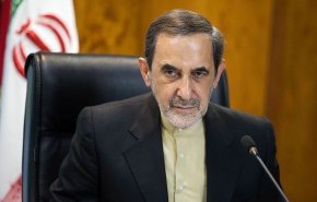 ولایتی: ضامن عینی بقای توافق، تنگه هرمز است