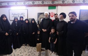 دیدار اعضای دفتر حفظ و نشر آثار رهبر شهید با خانواده سردار شهید موسوی هوایی