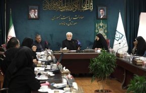 عارف: تنگه هرمز ملک مطلق ایران است