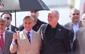اسلام آباد با حضور رهبران و مقامات پاکستانی از پزشکیان استقبال کرد + فیلم
