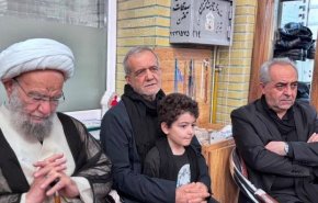حضور رئیس‌جمهور در جمع عزاداران عاشورای حسینی در تبریز