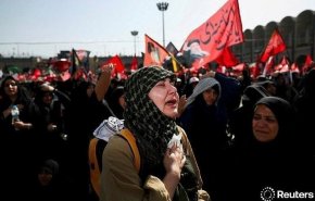 موج خروشان حضور امت سوگوار در وداع با 