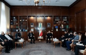دیدار مسئولان گروه‌های مقاومت فلسطین با عراقچی
