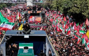 حضور مقامات سیاسی کشور در مراسم تشییع پیکر مطهر رهبر انقلاب+  عکس و فیلم