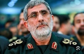  حضور سردار قاآنی در فرودگاه نجف