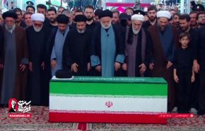 نماز وداع رهبر شهید در جوار امام رئوف(ع)