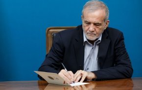 پزشکیان: شیخ حمد بن خلیفه آل‌ثانی نقش مؤثری در گسترش روابط ایران و قطر ایفا کرد