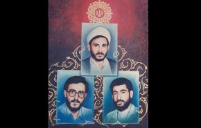 قائد الثورة يعزي بوفاة والدة الإخوة الشهداء من عائلة مظفر