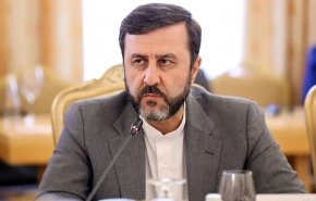 غریب آبادی: تفاهم ایران و عمان درباره ترتیبات تنگه هرمز در آستانه نهایی شدن است
