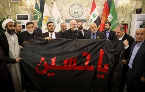 تشرف هیأت پارلمانی ایران به حرم امام حسین(ع) + تصویر
