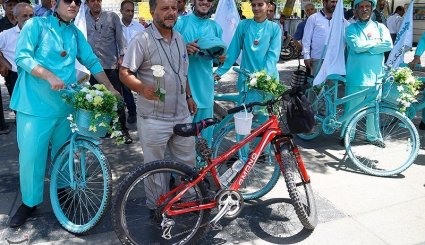 کاروان دوچرخه سواری کمپین از خودمان شروع کنیم در بازار تهران