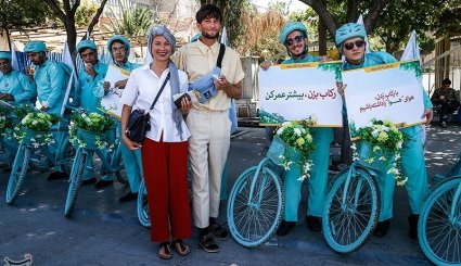 کاروان دوچرخه سواری کمپین از خودمان شروع کنیم در بازار تهران