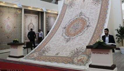 افتتاح نمایشگاه آخرین دستاوردهای صنعت فرش ماشینی
