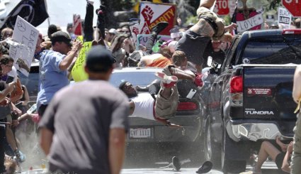 شورش خونین نژادپرستان در امریکا-تصاویر