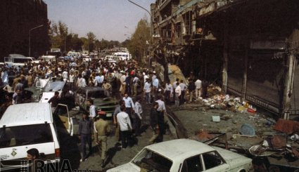 یکم شهریور 1363 - انفجار بمب در میدان راه آهن تهران. تصاویر