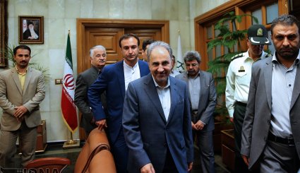 دیدار محمد علی نجفی با مدیران شهرداری و اعضاء شورای شهر تهران. تصاویر