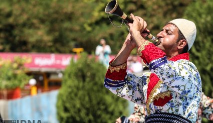 ششمین دوره جشنواره بین المللی بازی های بومی محلی در مریوان + تصاویر