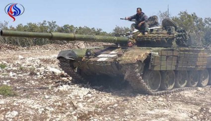 تصاویر؛ ده‌ها داعشی در اسارت ارتش سوریه