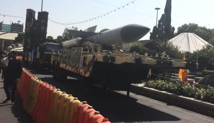 شاهد: للمرة الاولى.. نشر صواريخ إس 300 وإس-200 وسط طهران!