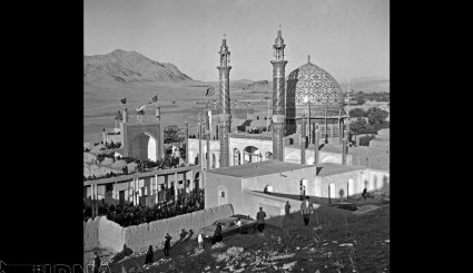 آئین سنتی و مذهبی قالی شویان مشهد اردهال در دهه 40 + تصاویر