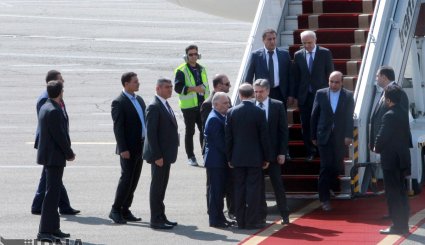 ورود نخست وزیر ارمنستان به تهران

