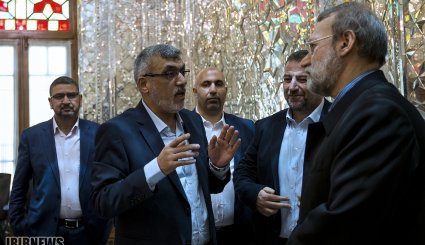 تصاویر/ دیدار معاون اول رئیس دفتر حماس با دکتر لاریجانی‎