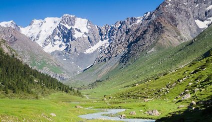 السياحة في قيرغيزستان
