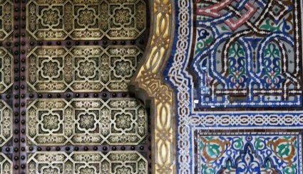 ضريح محمد الخامس بن يوسف تحفة معمارية العلويين المعاصرة في مدينة الرباط المغربية