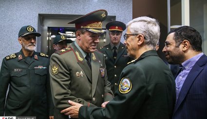 دیدار رئیس ستاد ارتش روسیه با رئیس ستادکل نیروهای مسلح + تصاویر