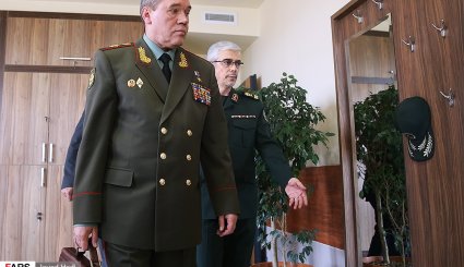 دیدار رئیس ستاد ارتش روسیه با رئیس ستادکل نیروهای مسلح + تصاویر