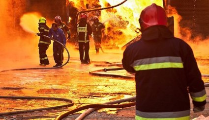 آتش سوزی کارخانه اکریلتاب -بهشهر + تصاویر