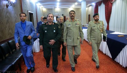 تصاویر/ نشست خبری مشترک فرماندهان نظامی ایران و پاکستان