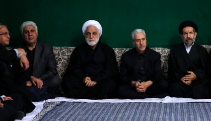 مراسم عزاداری اربعین حسینی با حضور هیئت‌های دانشجویی در حسینیه امام خمینی + تصاویر