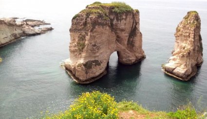 صخرة الروشه،بيروت،لبنان - باسيل سليمان